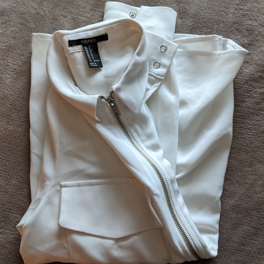 White silky full zip jacket Small